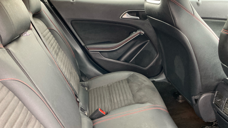 Mercedes-Benz GLA 180 AMG Line Edition 5dr Auto Petrol Hatchback